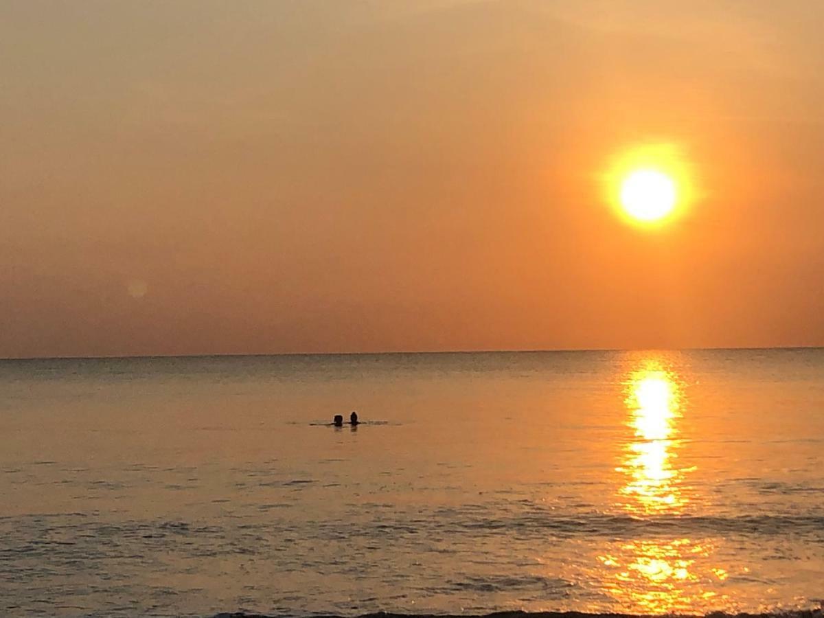 Moon Isle Beach Bungalow Nilaveli Luaran gambar